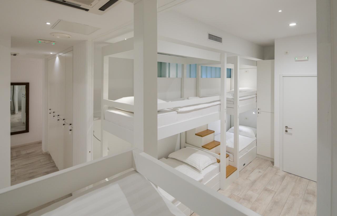 Boutique Hostel Posteya Split Buitenkant foto